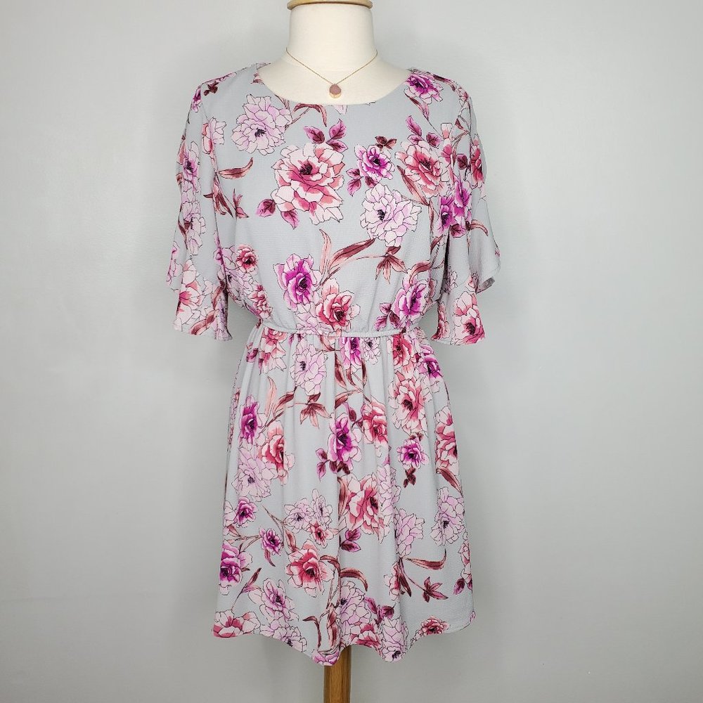 As U Wish Gray W/Pink Purple Floral Flowers Textured Tulip Sleeve Dress, L (J)